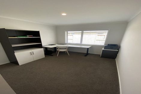 Photo of property in 126 Puhirake Crescent, Pyes Pa, Tauranga, 3112