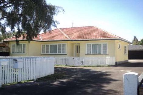 Photo of property in 14 Sandwich Road, St Andrews, Hamilton, 3200