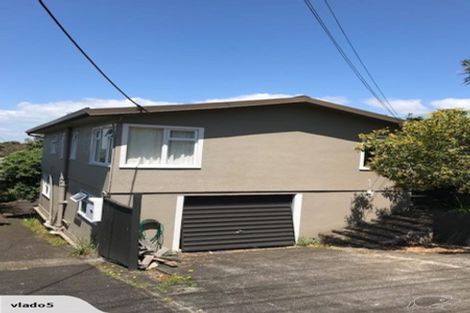 Photo of property in 1/80 Seaview Road, Castor Bay, Auckland, 0620