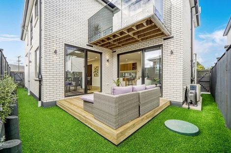 Photo of property in 28b Kereru Street, Henderson, Auckland, 0612