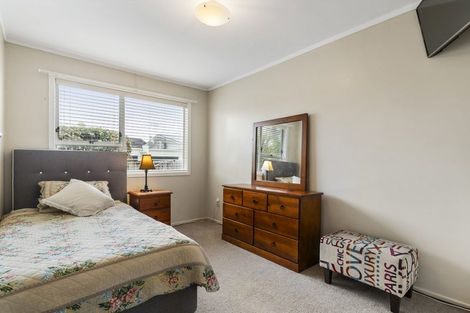 Photo of property in 1/103 Pigeon Mountain Road, Half Moon Bay, Auckland, 2012