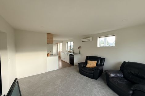 Photo of property in 306 Main South Road, Green Island, Dunedin, 9018