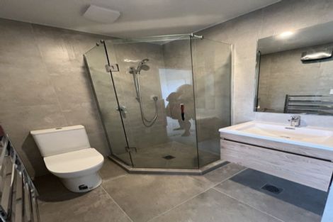 Photo of property in 2/14 Ayr Road, Pakuranga, Auckland, 2010