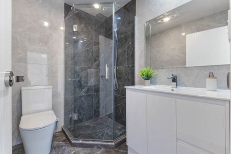 Photo of property in 50a Heybridge Street, Manurewa, Auckland, 2102