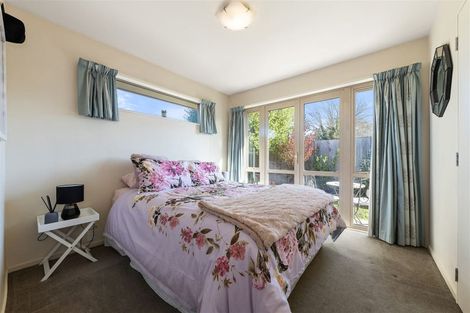 Photo of property in 2/31 Tuckers Road, Redwood, Christchurch, 8051
