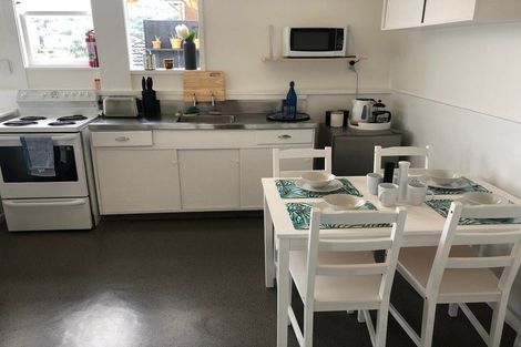 Photo of property in 70 Melbourne Road, Island Bay, Wellington, 6023