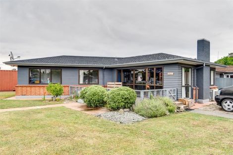 Photo of property in 22 Taradale Road, Marewa, Napier, 4110
