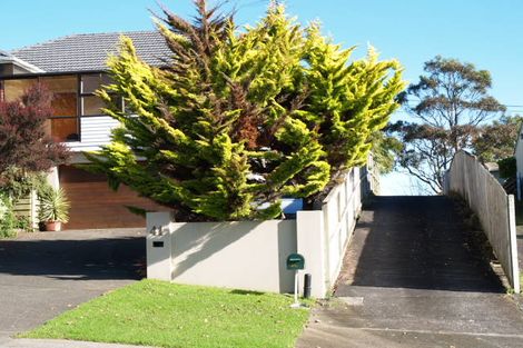 Photo of property in 2/41 Pah Road, Cockle Bay, Auckland, 2014