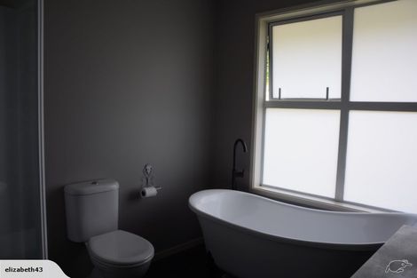 Photo of property in 303 Otumoetai Road, Otumoetai, Tauranga, 3110