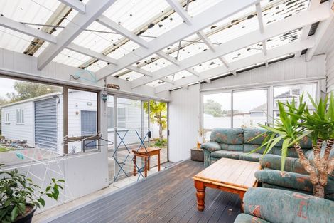 Photo of property in 8 Easton Street, Foxton, 4814