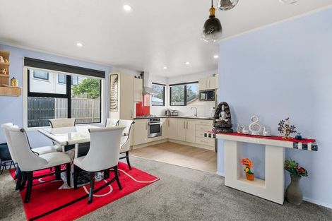 Photo of property in 97 Everglade Drive, Totara Heights, Auckland, 2105