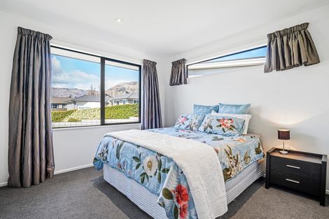 Photo of property in 42a-b Kelliher Drive, Wanaka, 9305