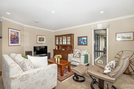 Photo of property in 10 Walnut Grove, Whakatane, 3120