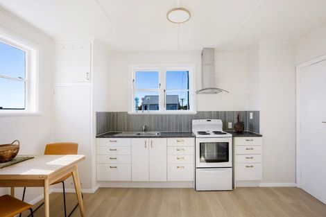 Photo of property in 120 Middleton Road, Corstorphine, Dunedin, 9012
