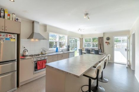 Photo of property in 2 Hinemoa Street, Paraparaumu, 5032