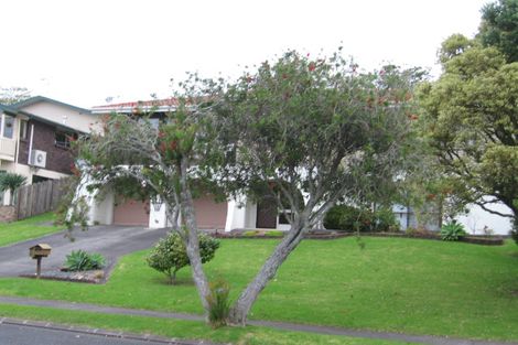 Photo of property in 29 Lastel Place, Shelly Park, Auckland, 2014