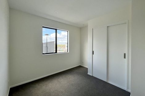 Photo of property in 11/474 West Coast Road, Glen Eden, Auckland, 0602