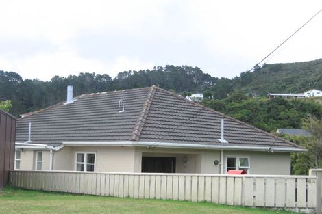 Photo of property in 64 Sunshine Avenue, Karori, Wellington, 6012