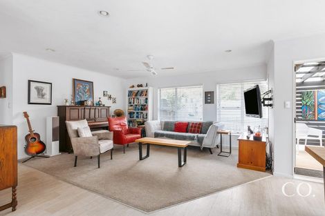 Photo of property in 4 Beach Grove, Omokoroa, 3114