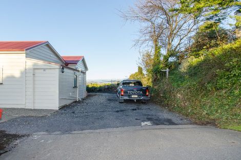 Photo of property in 2 Glen Road, Mornington, Dunedin, 9011