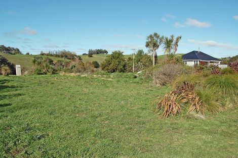 Photo of property in 126 Oneriri Road, Kaiwaka, 0573