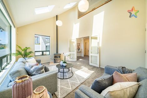 Photo of property in 109 Cypress Drive, Maungaraki, Lower Hutt, 5010