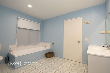 Photo of property in 8 Tuhua Lane, Brown Owl, Upper Hutt, 5018