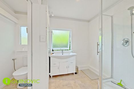 Photo of property in 2/10 Rodney Road, Northcote Point, Auckland, 0627