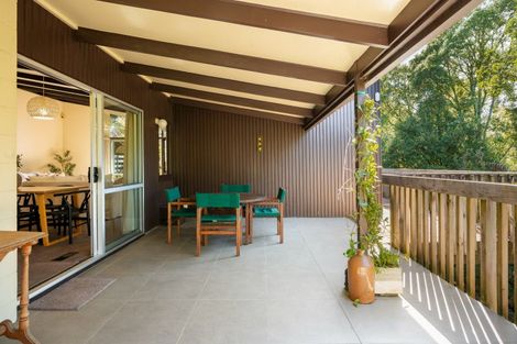 Photo of property in 10 Burwood Place, Silverdale, Hamilton, 3216