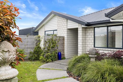 Photo of property in 1 Kia Kaha Drive, Snells Beach, 0920