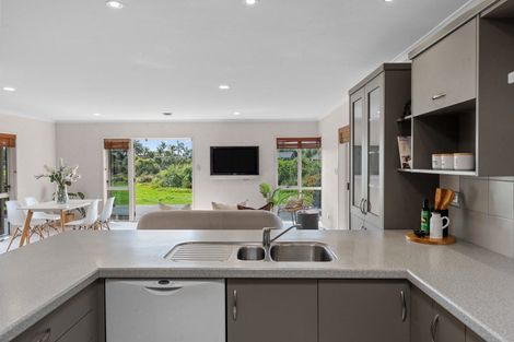 Photo of property in 73 Oriental Parade, Papamoa Beach, Papamoa, 3118