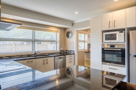 Photo of property in 55 Waipunahau Road, Waikanae, 5036