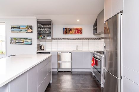 Photo of property in 32 Kedge Drive, Mangawhai, 0505