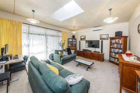 Photo of property in 26 Scenic Drive, Hillpark, Auckland, 2102