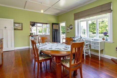 Photo of property in 977 Kakariki Road, Eketahuna, 4995