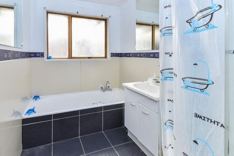 Photo of property in 26 Gambare Place, Wattle Downs, Auckland, 2103