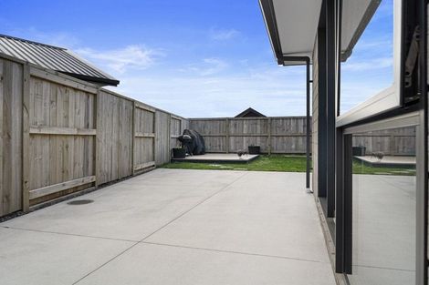 Photo of property in 12 Kaiora Drive, Papamoa Beach, Papamoa, 3118