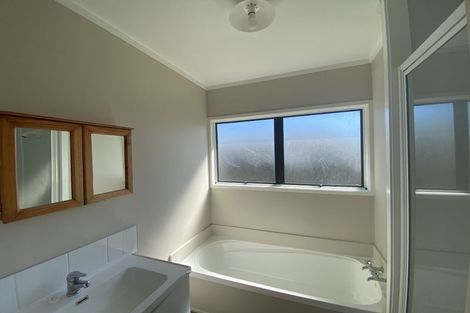 Photo of property in 73a Pohutukawa Drive, Owhata, Rotorua, 3010