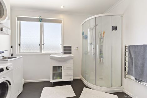 Photo of property in 107 Rongotai Road, Kilbirnie, Wellington, 6022