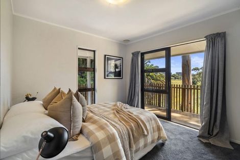 Photo of property in 2/14 Charles Street, Hauraki, Auckland, 0622