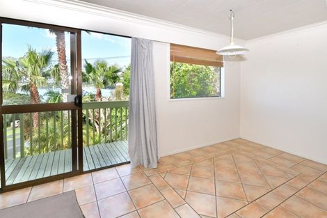 Photo of property in 32 Swann Beach Road, Stanmore Bay, Whangaparaoa, 0932
