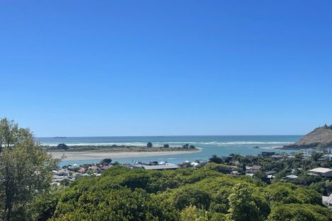 Photo of property in 2 Challenger Lane, Redcliffs, Christchurch, 8081