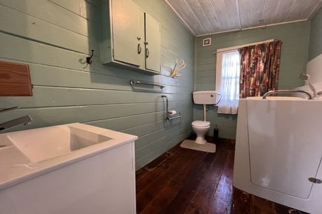 Photo of property in 183 Rautawhiri Road, Helensville, 0875