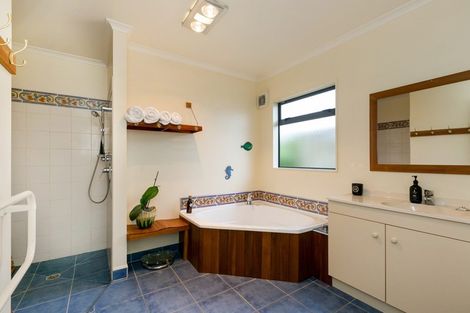 Photo of property in 6 Kennedy Road, Napier South, Napier, 4110