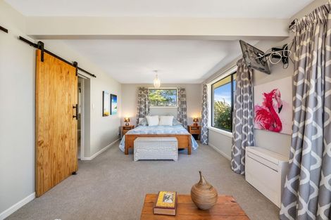 Photo of property in 89 High Street, Oxford, 7430