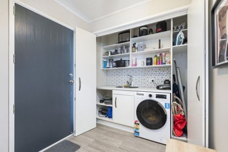 Photo of property in 12 Walker Crescent, Bulls, 4818