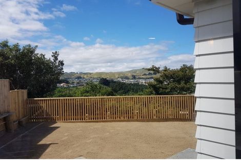 Photo of property in 1 Opaoa Way, Aotea, Porirua, 5024