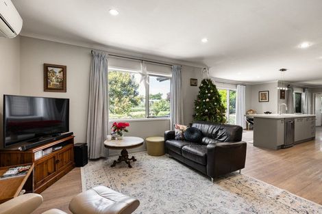 Photo of property in 11 Shadbolt Drive, Leamington, Cambridge, 3432