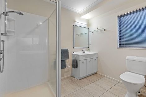 Photo of property in 132 Waikite Road, Welcome Bay, Tauranga, 3175