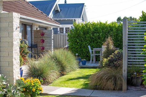 Photo of property in 3 Lonsdale Street, New Brighton, Christchurch, 8083